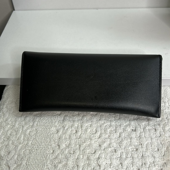 L.A.M.B. Gwen Stefani Black eyeglass sunglass case‎ - Picture 3 of 4